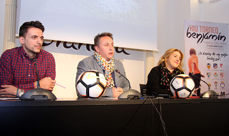 Presentación del torneo benjamin de Pinos Puente