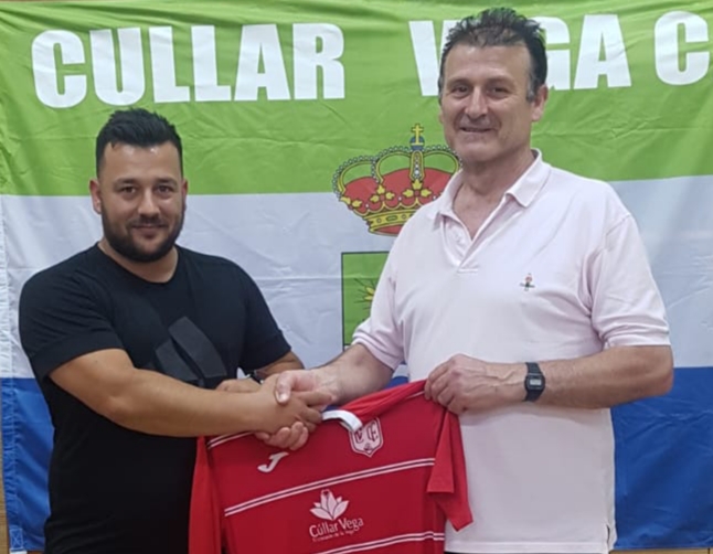 Romario sella su continuidad con el presidente del Cúllar Vega CF (GRJ)