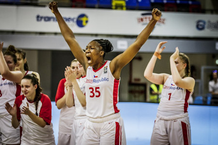 Isnelle Natabou reforzará el juego interior del Grupo Hafesa Raca 