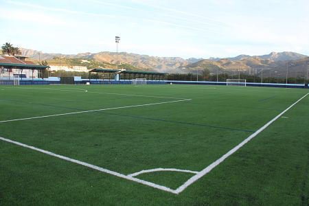 Nuevo césped artificial de Río Verde (AYTO. ALMUÑÉCAR) 
