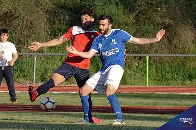 El Maracena sufrió para derrotar al Adra (J. M. BALDOMERO) 