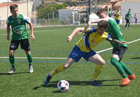 El derbi de los `Huétor` finalizó en tablas (GABRIEL R. LÁZARO)