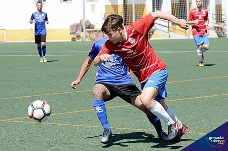 El Cúllar Vega mereció mas ante el Atlético Porcuna (JOSÉ M. BALDOMERO) El Cúllar Vega mereció mas ante el Atlético Porcuna (JOSÉ M. BALDOMERO)