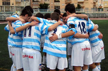 Los cadetes del Granada se encuentran en la zona noble de la tabla