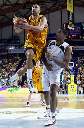 En Canarias la derrota fue de 37 puntos (ACBMEDIA) En Canarias la derrota fue de 37 puntos (ACBMEDIA)
