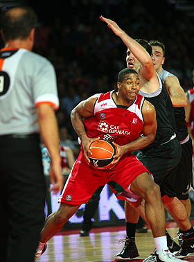 Hendrix en el encuentro ante Bilbao (ACBMEDIA) Hendrix en el encuentro ante Bilbao (ACBMEDIA)