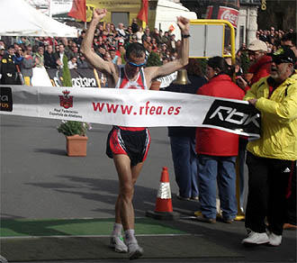Alejandro Cambil firmó una meritoria tercera plaza en el Nacional Alejandro Cambil firmó una meritoria tercera plaza en el Nacional