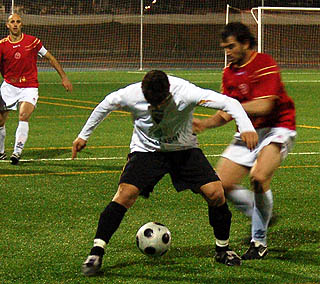 Jonhy en un partido con el Granada 74 la pasada temporada Jonhy en un partido con el Granada 74 la pasada temporada