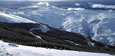 Sierra Nevada presenta un aspecto impresionante tras las últimas precipitaciones (GRJ) Sierra Nevada presenta un aspecto impresionante tras las últimas precipitaciones (GRJ)