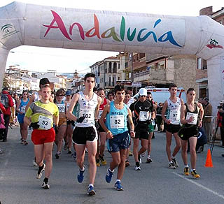 Momento de la salida de la prueba senior en Alcudia Momento de la salida de la prueba senior en Alcudia