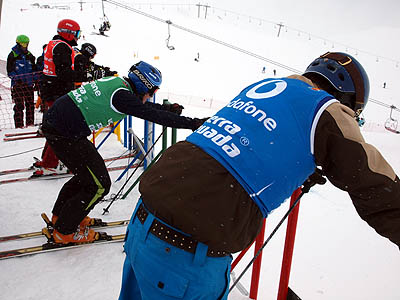 Portillón de salida de la prueba de Skicross celebrada en Sierra Nevada (GRJ) Portillón de salida de la prueba de Skicross celebrada en Sierra Nevada (GRJ)