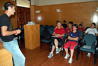 Paquillo Fernández en la clausura de las jornadas (GRJ) Paquillo Fernández en la clausura de las jornadas (GRJ)