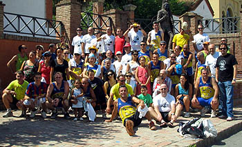 Foto de familia de los Trotanoches de Guadix (GRJ) Foto de familia de los Trotanoches de Guadix (GRJ)