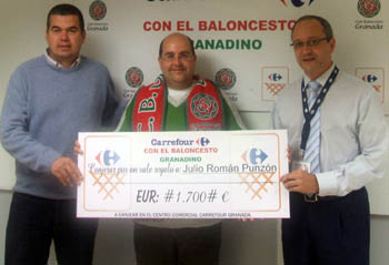 Carlos Díaz junto a Julio Román y José Manuel López (GRJ) Carlos Díaz junto a Julio Román y José Manuel López (GRJ)