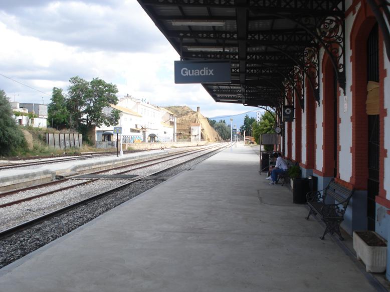 La salida tendrá lugar de la Estación de Guadix La salida tendrá lugar de la Estación de Guadix