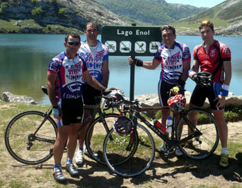 Juan Zamora junto a Miguel Ángel Navarro, Francisco Sánchez y Francisco Escudero (GRJ) Juan Zamora junto a Miguel Ángel Navarro, Francisco Sánchez y Francisco Escudero (GRJ)