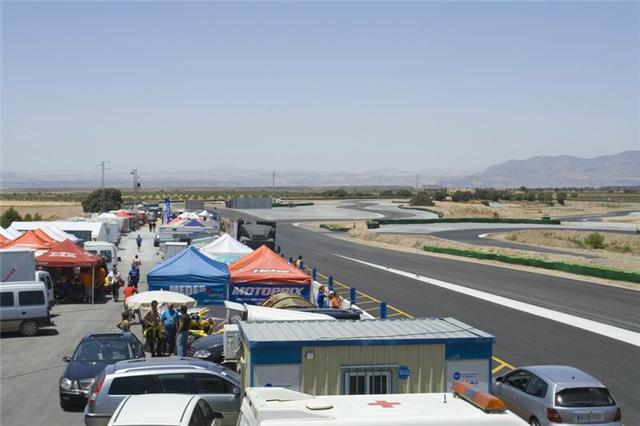 Imagen del Circuito de Velocidad de Guadix durante la prueba Imagen del Circuito de Velocidad de Guadix durante la prueba