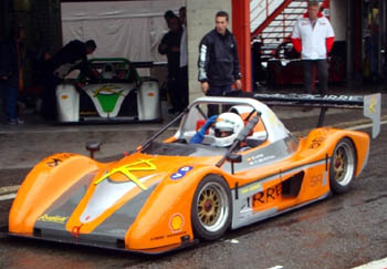 Enrique Cirre con su SR3, en el circuito de SPA-Francorchamps (GRJ) Enrique Cirre con su SR3, en el circuito de SPA-Francorchamps (GRJ)