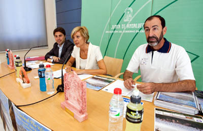 Un momento de la presentación de la Subida al Veleta de este año (GRJ) Un momento de la presentación de la Subida al Veleta de este año (GRJ)