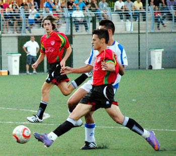 Chapi y Jero dieron cos sus goles la victoria al cuadro chanero (A. RIVERA)