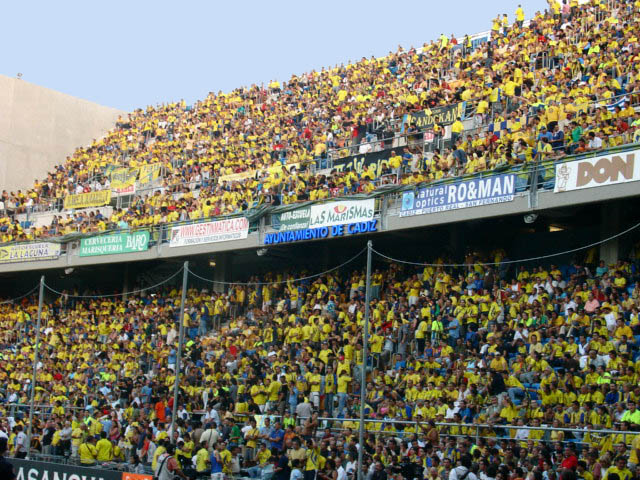 La afición `amarilla` ha respondido tras el palo del descenso La afición `amarilla` ha respondido tras el palo del descenso